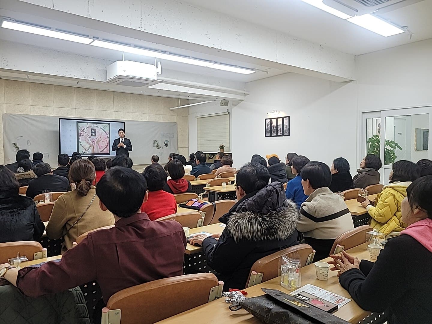 그라운드 원 활동 사진 10