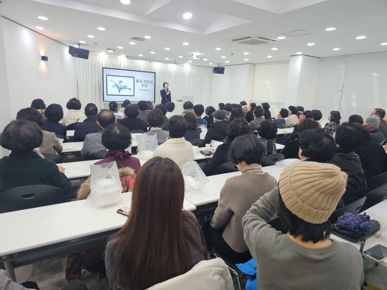 그라운드 원 활동 사진 12
