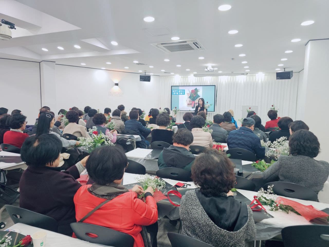 그라운드 원 활동 사진 13